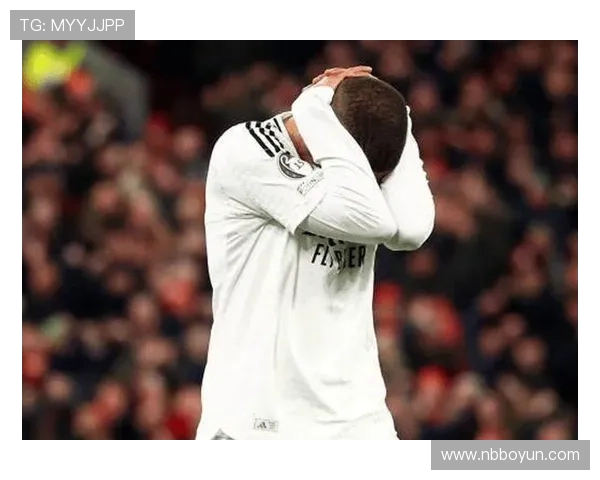 迪亚斯失点致歉 皇马队友暖鼓励